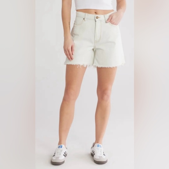 The Great. Easy Distressed Denim Cutoff Shorts in White Bleach Wash Womens Sz 29 - Picture 1 of 7